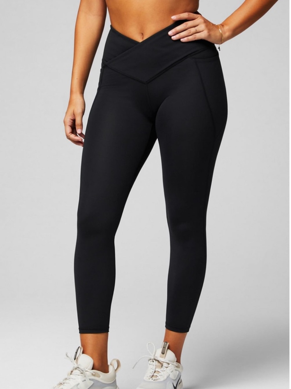 Fabletics Oasis Pureluxe Crossover 7/8 Leggings